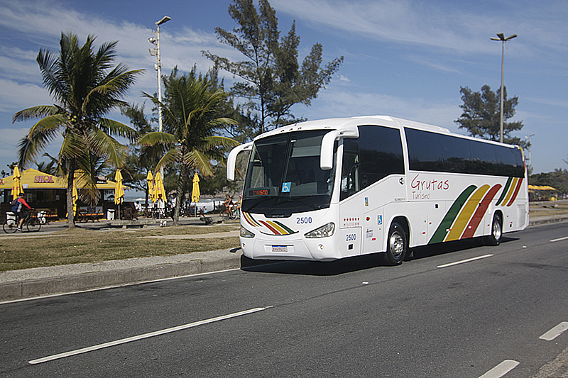 2500 ONIBUS EXECUTIVO BANCO DE COURO.JPG